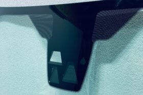 Предно стъкло FORD FOCUS MK3 2015-2019 СЕНЗОР + КАМЕРА-2 на ниска цена