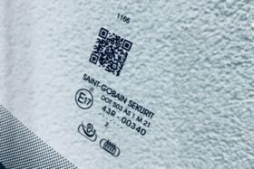 Предно стъкло FORD GALAXY II 2013- АКУСТИКА+СЕНЗОР+ОТОПЛЕНИЕ-3 на ниска цена