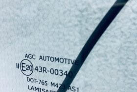 Предно стъкло FORD KUGA 2 ESCAPE 2012- АКУ+СЕН+ГРЗ-3 на ниска цена