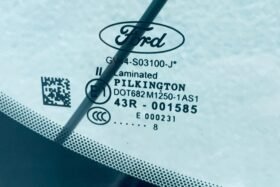 Предно стъкло FORD KUGA ESCAPE 2012- АКУСТИКА+КАМЕРА+СЕНЗОР ОРИГИНАЛ-3 на ниска цена