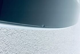 Предно стъкло FORD KUGA III 2020- АКУСТИКА+КАМЕРА + СЕНЗОР+ОТОПЛЕНИЕ+OE-4 на ниска цена