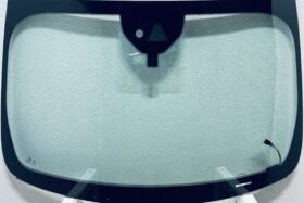 Предно стъкло FORD KUGA III 2020- АКУСТИКА+КАМЕРА + СЕНЗОР+ОТОПЛЕНИЕ+ОЕ на ниска цена