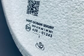 Предно стъкло FORD KUGA III 2022- АКУСТИКА+КАМЕРА+СЕНЗОР-3 на ниска цена