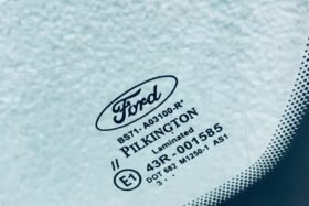 Предно стъкло FORD MONDEO MK4 2010-2014 СЕНЗОР+ОТОПЛЕНИЕ+ОРИГИНАЛ-3 на ниска цена