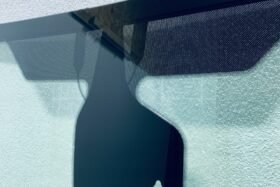 Предно стъкло FORD S-MAX 2011-2015 СЛЪНЧЕВО+ДАТЧИК+КАМЕРА+ОТОПЛЕНИЕ-2 на ниска цена