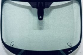 Предно стъкло FORD TRANSIT CONNECT 2018- СЕНЗОР+ОТОПЛЕНИЕ+ОРИГИНАЛ на ниска цена