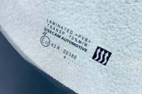 Предно стъкло FORD TRANSIT COURIER 2023- КАМЕРА+СЕНЗОР+ОТОПЛЕНИЕ-3 на ниска цена