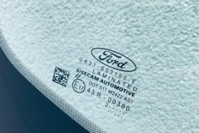 Предно стъкло FORD TRANSIT CUSTOM 2013- OE-3 на ниска цена