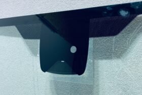 Предно стъкло FORD TRANSIT CUSTOM 2023- КАМЕРА+СЕНЗОР+ОТОПЛЕНИЕ+ОРИГИНАЛ-2 на ниска цена