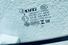 ПРЕДНО СТЪКЛО HONDA CIVIC 3D 1995-2001 / 2D КУПЕ 1996-2001-2 на ниска цена