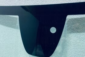 Предно стъкло HONDA E EV 2021-2024 АКУ+КАМ+СЕН+ГРЗ ОРИГИНАЛ-2 на ниска цена