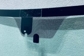 Предно стъкло HONDA INSIGHT 5D HBK 2009-2014 АКУСТИКА+СЕНЗОР-2 на ниска цена