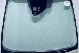 Предно стъкло HONDA JAZZ 2015-2020 KAM+SEN на ниска цена