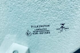 Предно стъкло HYUNDAI ATOS 1998-2003-2 на ниска цена