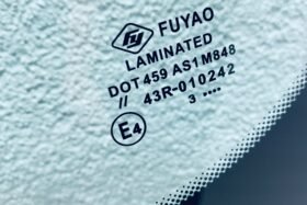 Предно стъкло HYUNDAI ATOS PRIME/SPIRIT/AMICA 2000-2008 БЕЗ ДЪРЖАЧ-3 на ниска цена