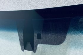 ПРЕДНО СТЪКЛО HYUNDAI ELANTRA 2016- КАМЕРА-2 на ниска цена