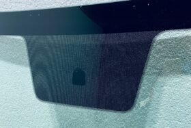 Предно стъкло HYUNDAI I20 2020- HYUNDAI BAYON 2021--2 на ниска цена