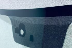 Предно стъкло HYUNDAI i20 II 2014- СЕНЗОР+СЕН. ВИЛ.-2 на ниска цена