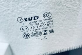 Предно стъкло HYUNDAI I30 2007-2012 VIN 2CM ОТ ДОЛУ-3 на ниска цена