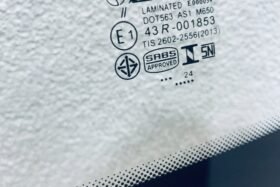 ПРЕДНО СТЪКЛО HYUNDAI I30 2007-2012 VIN 5 СМ ОТ ДОЛУ-3 на ниска цена