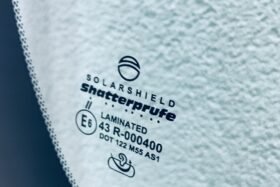 Предно стъкло HYUNDAI I40 4/5D 2011- СЕНЗОР ЗА ДЪЖД/ЗАЗОР.-3 на ниска цена