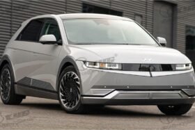 ПРЕДНО СТЪКЛО HYUNDAI IONIQ 5 2021 - КАМЕРА+СЕНЗОР-4 на ниска цена