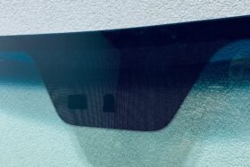 Предно стъкло HYUNDAI IX55 2006-2015 С отопление + сензор-2 на ниска цена