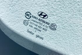 Предно стъкло HYUNDAI IX55 2006-2015 С отопление + сензор-3 на ниска цена