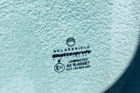 Предно стъкло HYUNDAI IX55 2006-2015 С ОТОПЛЕНИЕ + СЕНЗОР-3 на ниска цена