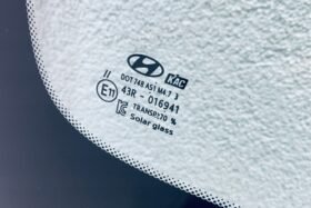 Предно стъкло HYUNDAI KONA 2017- С КАМЕРА + ОРИГИНАЛ-3 на ниска цена