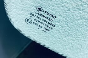 Предно стъкло HYUNDAI KONA 2017- СЕНЗОР + КАМЕРА + СЕНЗОР ЗА ВЛАГА.-3 на ниска цена