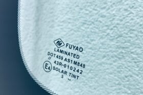 Предно стъкло HYUNDAI KONA 2020- КАМЕРА+СЕНЗОР+СЕНЗОР ЗА ВЛАГА.-3 на ниска цена