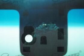 ПРЕДНО СТЪКЛО HYUNDAI TUCSON 2015-2020 С НАГРЕВАТЕЛ+СЕНЗОР-3 на ниска цена