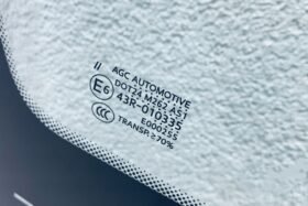 Предно стъкло HYUNDAI TUCSON 2015- АКУСТИКА+КАМЕРА+ОГРЯВАНЕ-3 на ниска цена