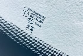 Предно стъкло ID.4 ID.5 2021 - АКУСТИКА + КАМЕРА + СЕНЗОР-3 на ниска цена