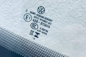 Предно стъкло ID.4 ID.5 2021 - SOLAR+СЕНЗОР+КАМЕРА ЗА ОТОПЛЕНИЕ+HUD+ОРИГИНАЛ-3 на ниска цена