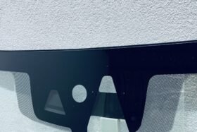 ПРЕДНО СТЪКЛО INFINITI Q60 COUPE 2017- 2XКАМЕРА+СЕНЗОР-2 на ниска цена