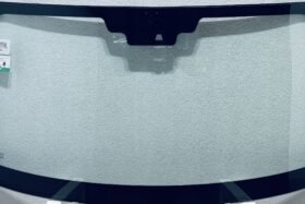 ПРЕДНО СТЪКЛО IVECO DAILY 2014-2019 КАМЕРА на ниска цена