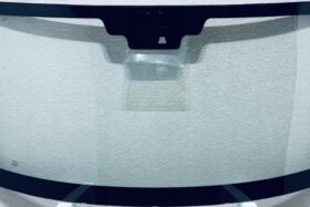 Предно стъкло IVECO DAILY 2014-2019 СЕНЗОР на ниска цена