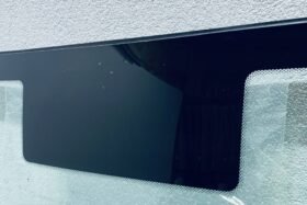 ПРЕДНО СТЪКЛО IVECO DAILY 2019--2 на ниска цена