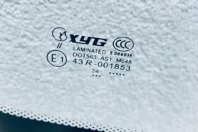 Предно стъкло IVECO DAILY 2019--3 на ниска цена