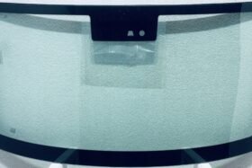 Предно стъкло IVECO DAILY 2019- СЕНЗОР+КАМЕРА на ниска цена