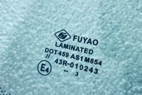 Предно стъкло IVECO DAILY 2019- СЕНЗОР+КАМЕРА+ОТОПЛЕНИЕ-3 на ниска цена