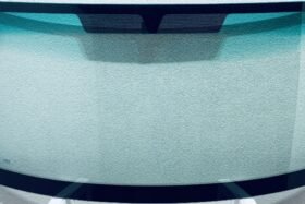 Предно стъкло IVECO DAILY II 1999- на ниска цена