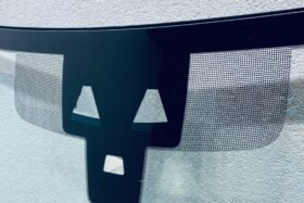 Предно стъкло JAGUAR E-PACE 2017- SOLAR+КАМЕРА+СЕНЗОР+HUD ОРИГИНАЛ-2 на ниска цена