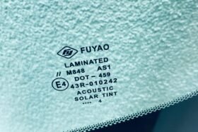 Предно стъкло JAGUAR F-PACE X761 2020- АКУСТИКА+КАМЕРА+СЕНЗОР+ОТОПЛЕНИЕ-3 на ниска цена