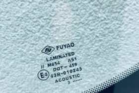 Предно стъкло JAGUAR XF 2008-2015 АКУСТИКА+СЕНЗОР+ОТОПЛЕНИЕ-3 на ниска цена