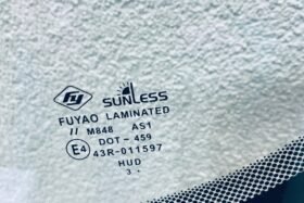 Предно стъкло JAGUAR XF 2015- SOLAR+КАМЕРА+СЕНЗОР ЗА ОТОПЛЕНИЕ+HUD-3 на ниска цена