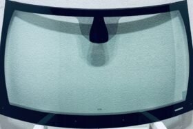 Предно стъкло JEEP GRAND CHEROKEE WK2 2011-2014 СЕНЗОР ЗА ДЪЖД/ЗАЗОР. на ниска цена