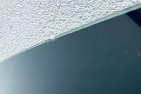 Предно стъкло JEEP GRAND CHEROKEE WK2 2011-2016 СЕНЗОР+КАМЕРА-4 на ниска цена